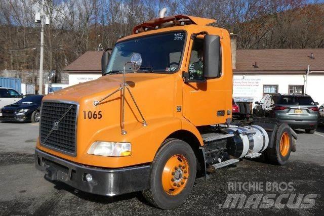 Volvo VNM42T Tovornjaki-šasije