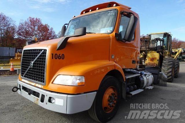 Volvo VNM42T Tovornjaki-šasije