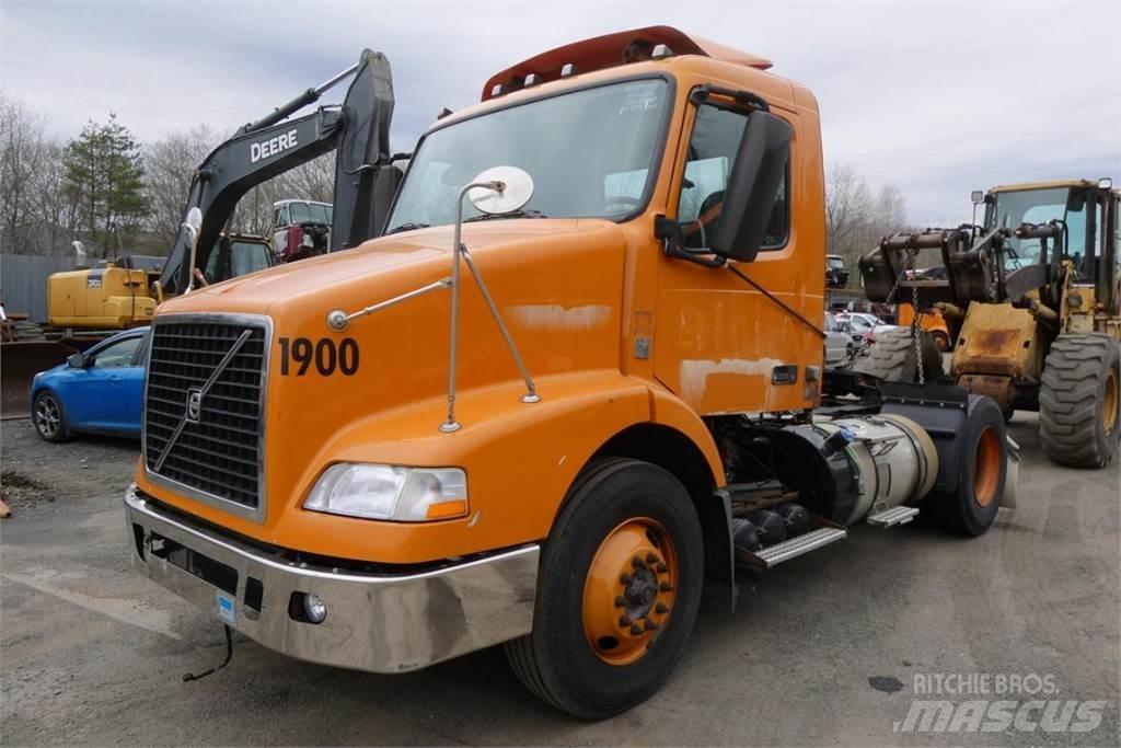 Volvo VNM42T Tovornjaki-šasije