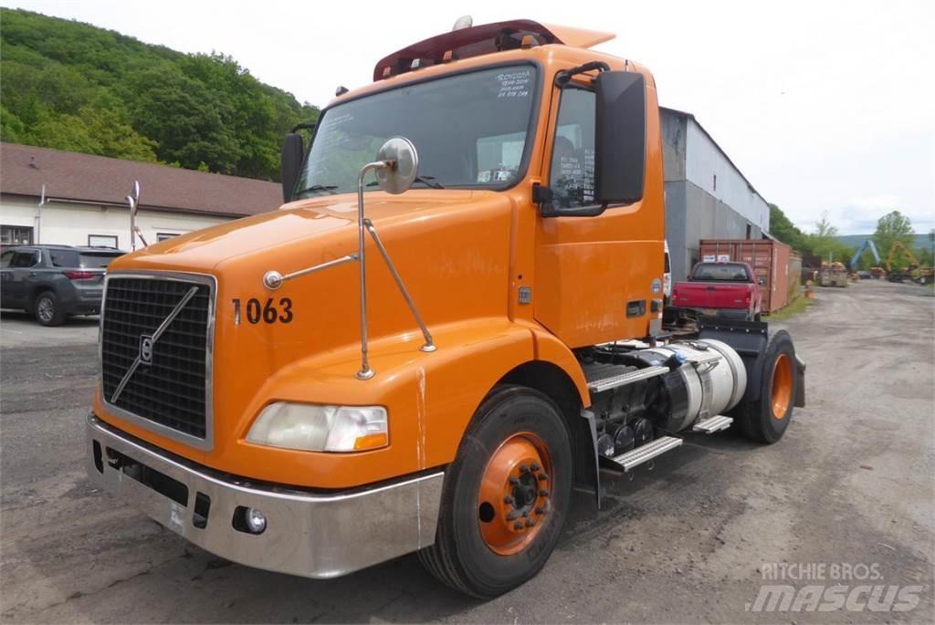 Volvo VNM42T Tovornjaki-šasije