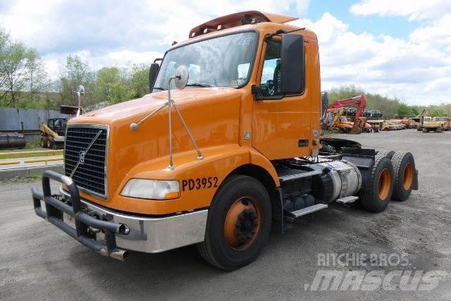 Volvo VNM64T Tovornjaki-šasije