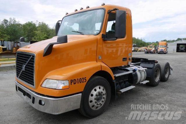 Volvo VNM64T Tovornjaki-šasije