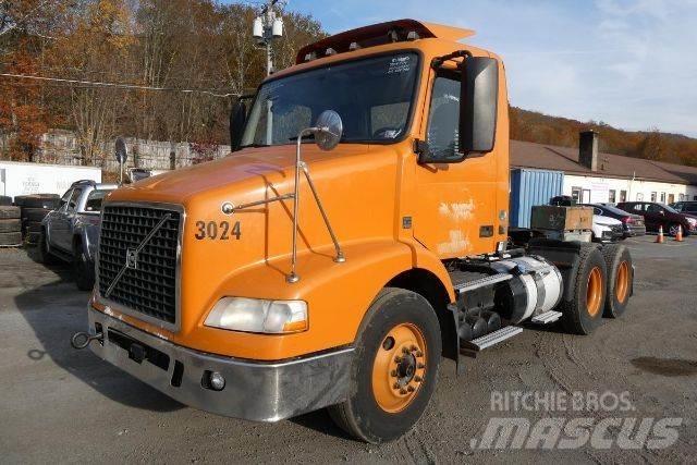 Volvo VNM64T Tovornjaki-šasije