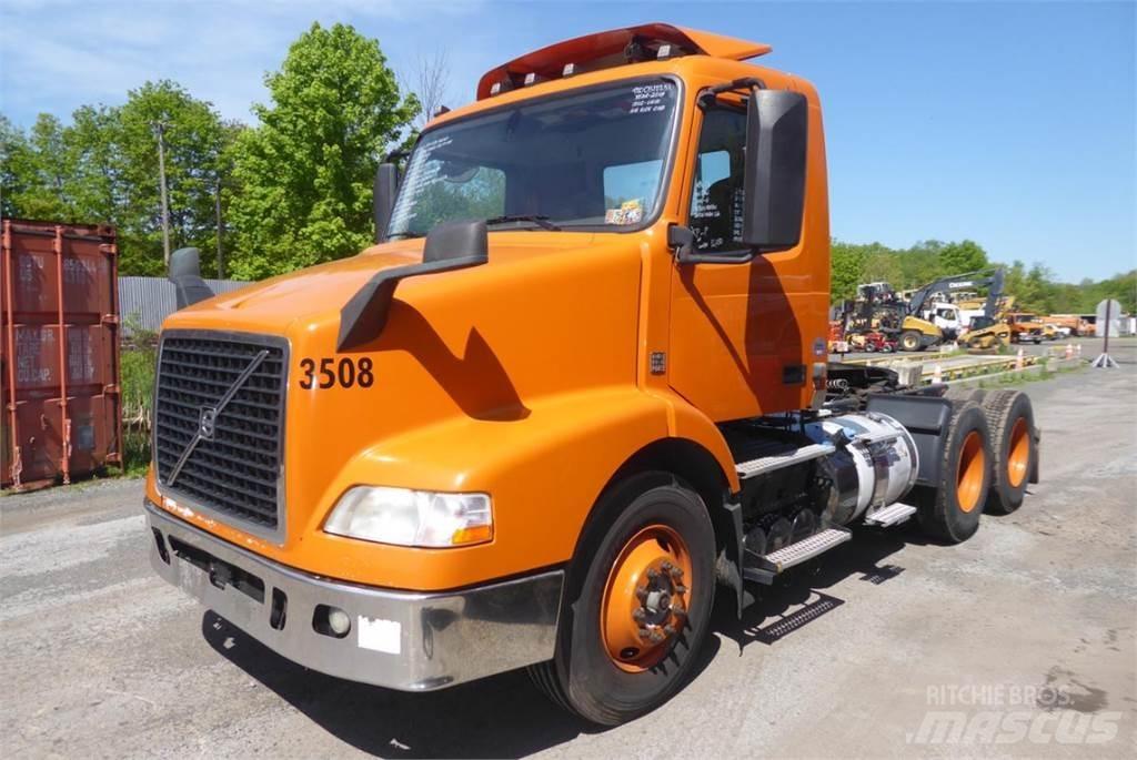 Volvo VNM64T Tovornjaki-šasije