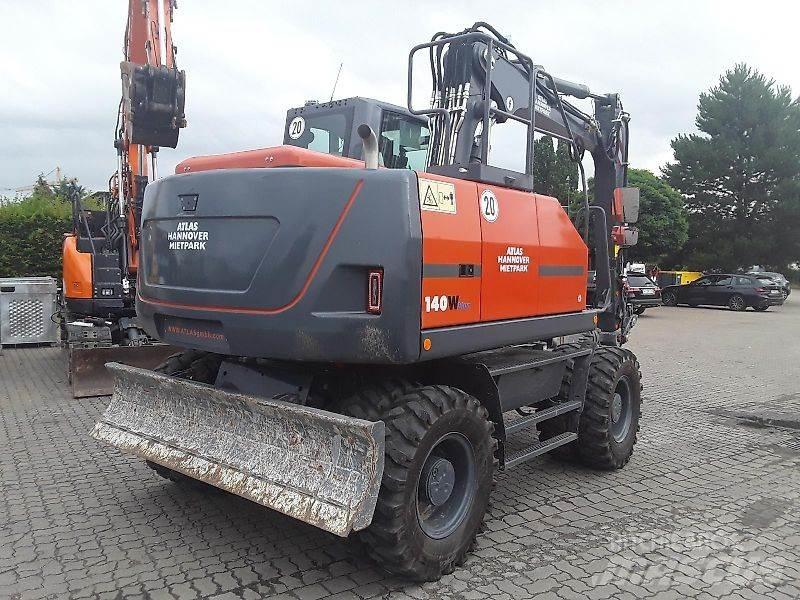 Atlas 140W Bagri na kolesih