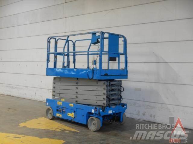 Genie GS-4047 Zglobne dvižne ploščadi