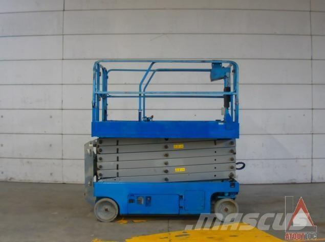 Genie GS-4047 Zglobne dvižne ploščadi