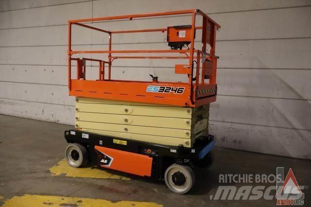 JLG 3246ES Zglobne dvižne ploščadi