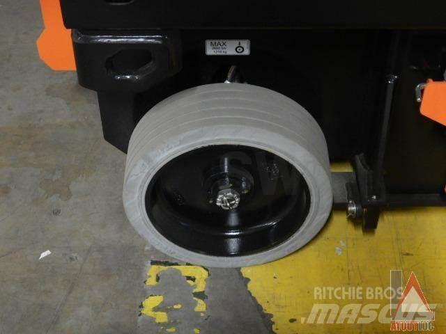 JLG R4045 Zglobne dvižne ploščadi