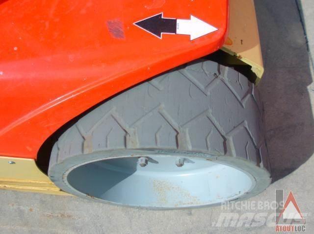 JLG TOUCAN 12E + Zglobne dvižne ploščadi