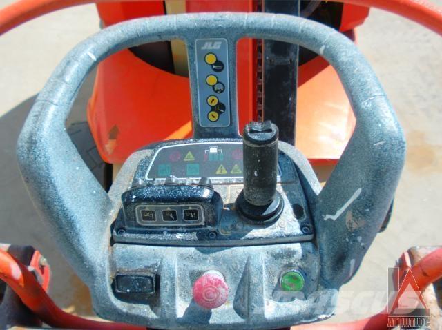 JLG TOUCAN 12E + Zglobne dvižne ploščadi