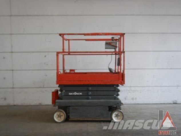 SkyJack SJ3219 Zglobne dvižne ploščadi
