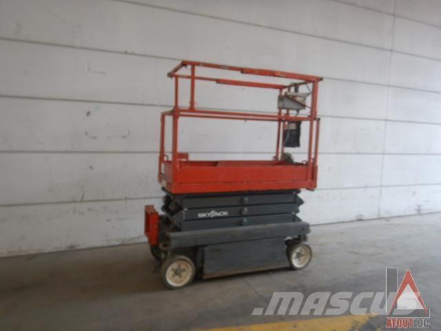 SkyJack SJ3219 Zglobne dvižne ploščadi