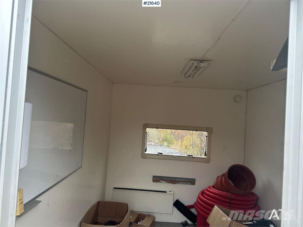  Arnpro barracks Bivalni kontejnerji