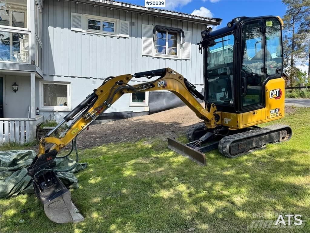 CAT 301.8 Bagri goseničarji