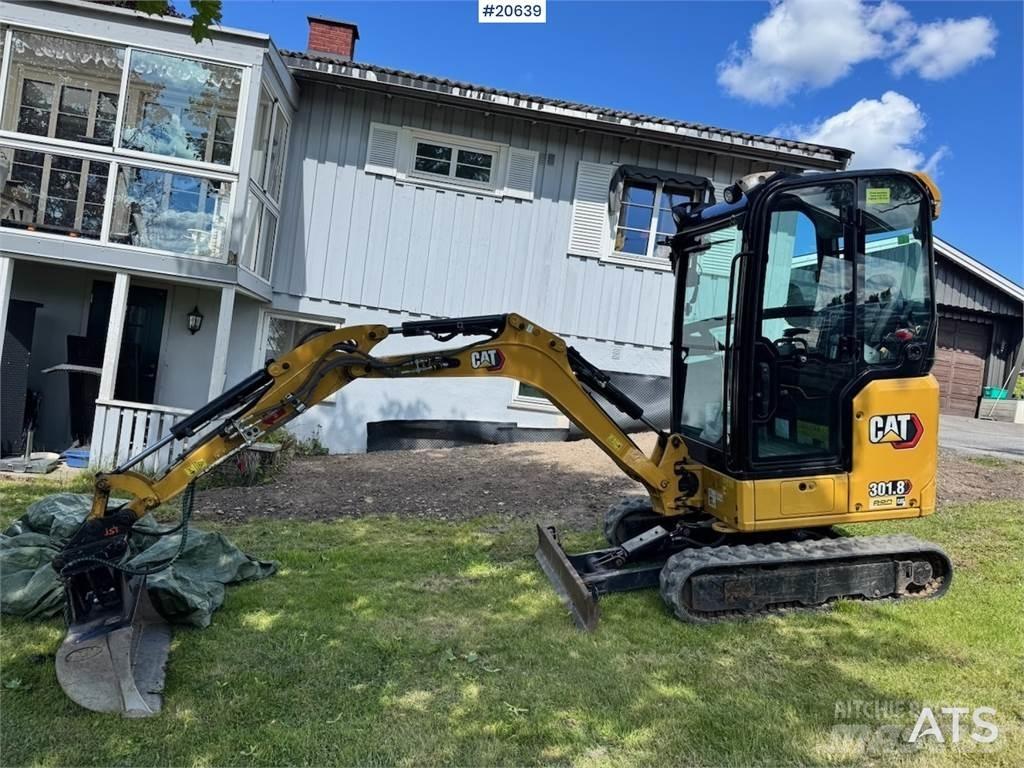 CAT 301.8 Bagri goseničarji