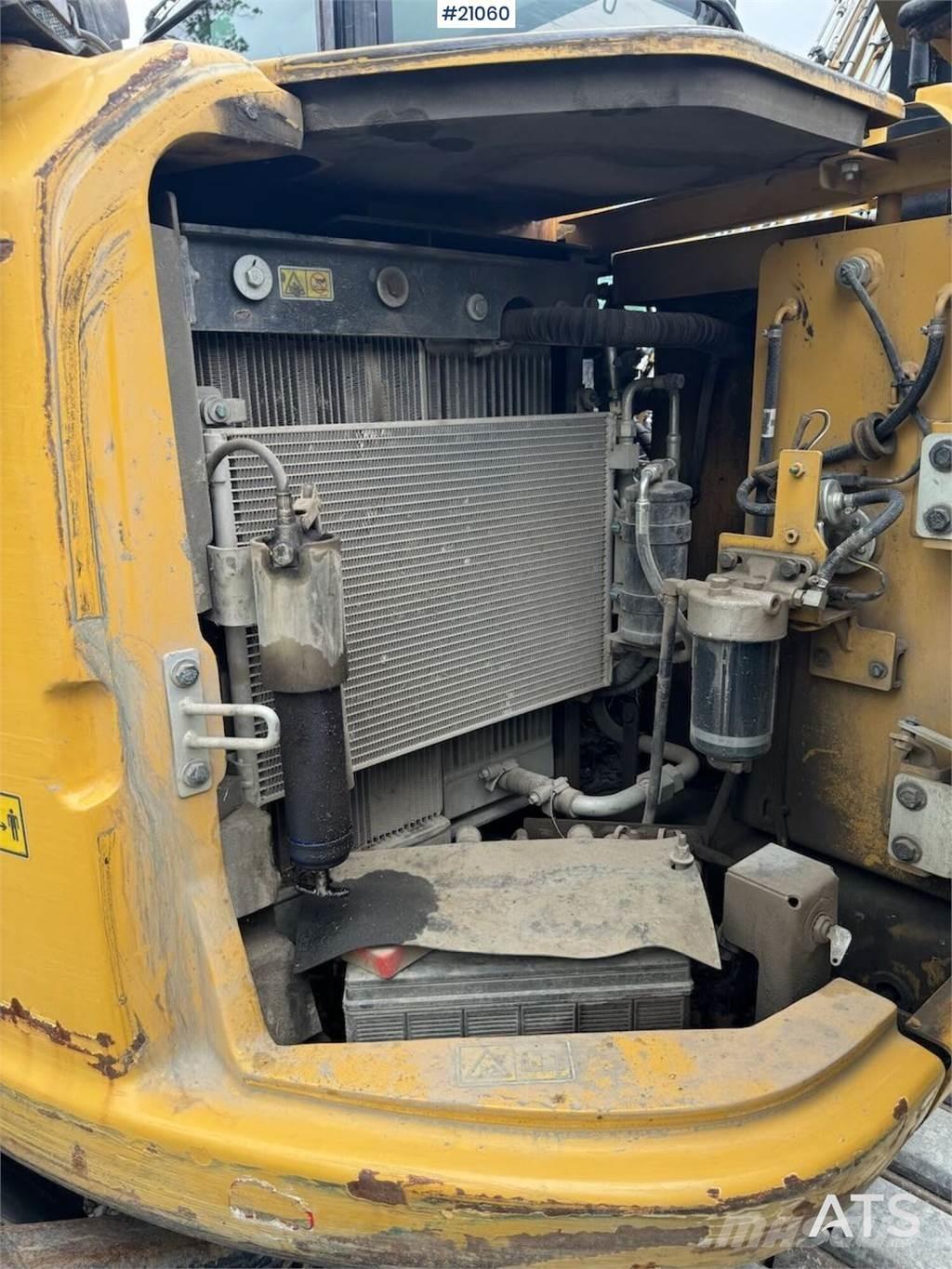 CAT 307E2 Bagri goseničarji