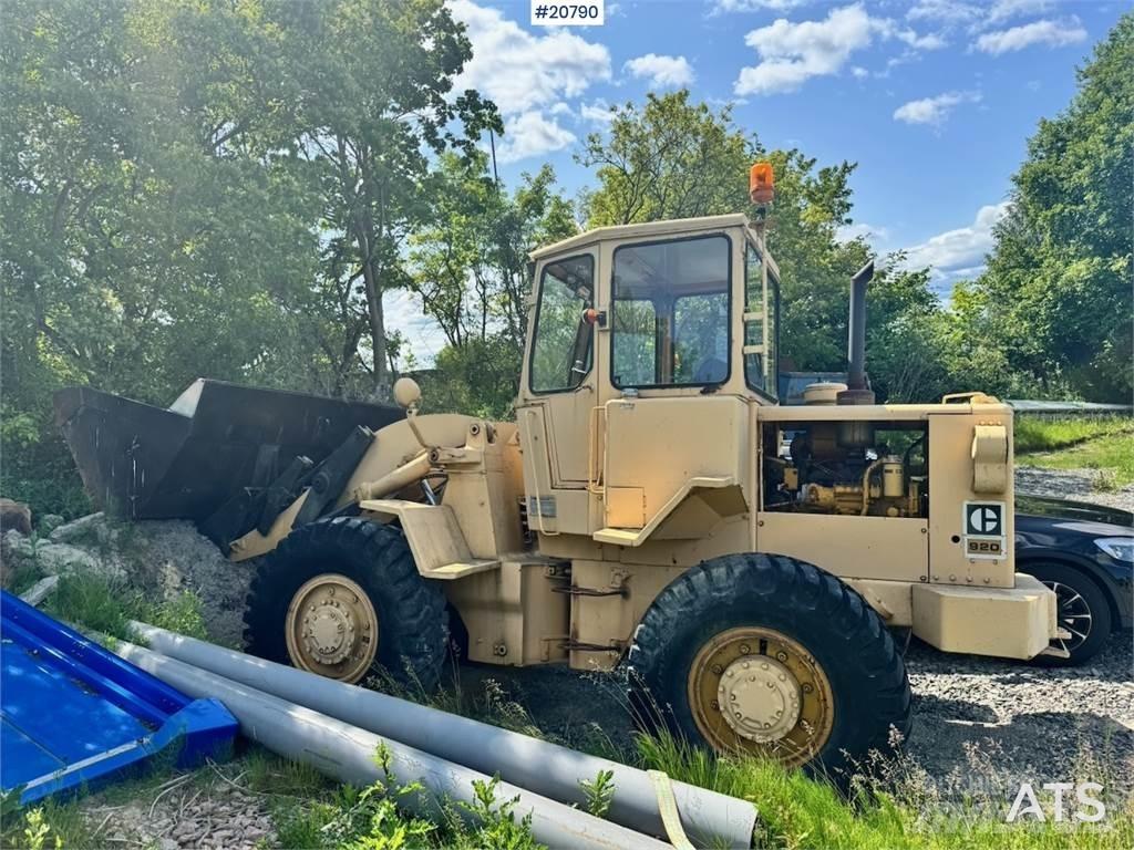CAT 920 Kolesni nakladalci