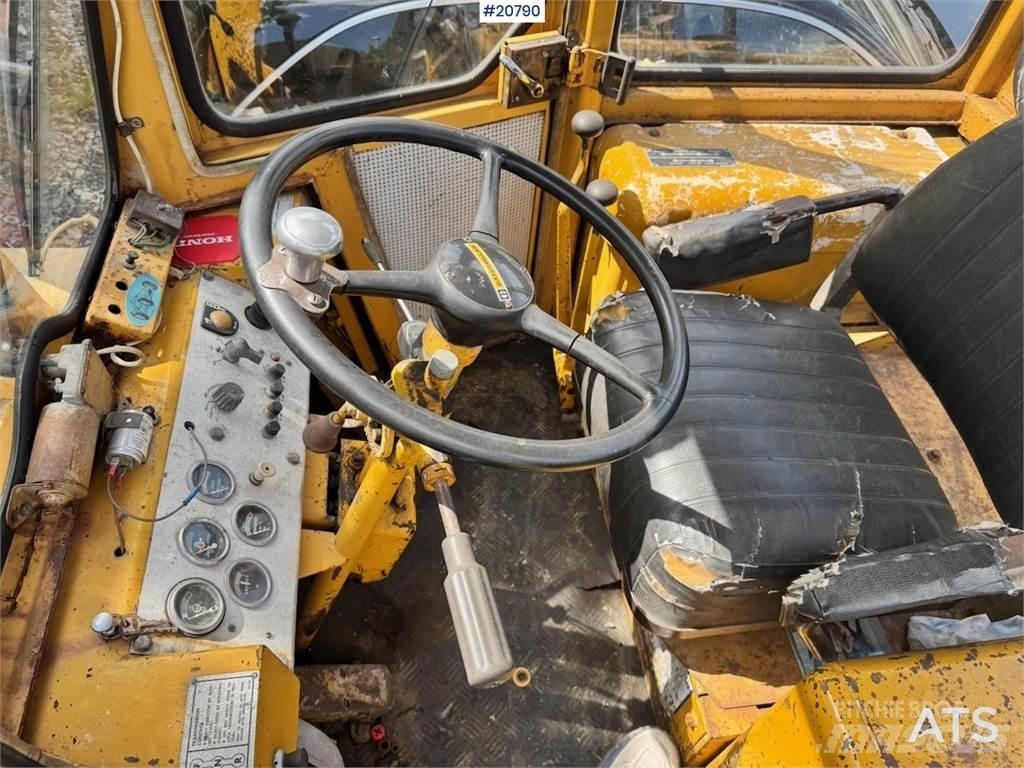CAT 920 Kolesni nakladalci