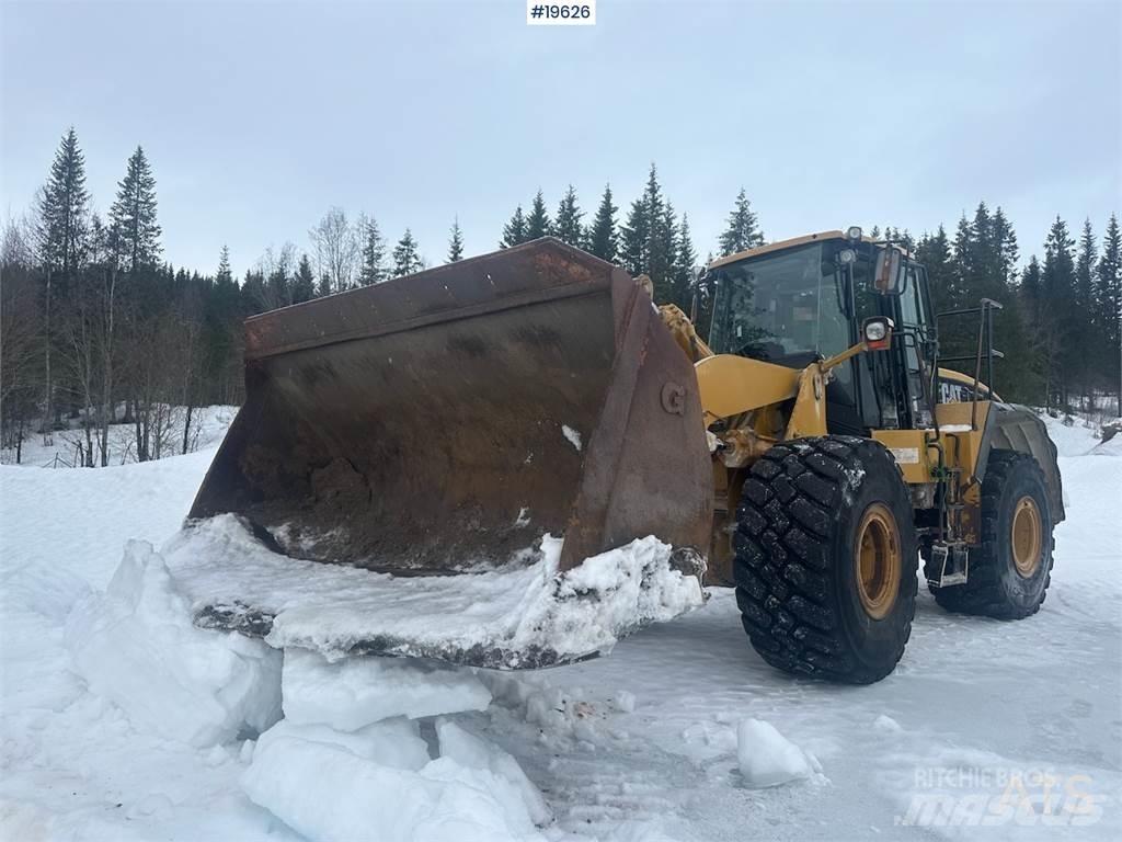 CAT 966G Kolesni nakladalci