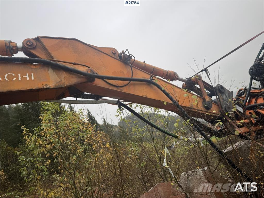 Hitachi FH 220 LC Bagri goseničarji