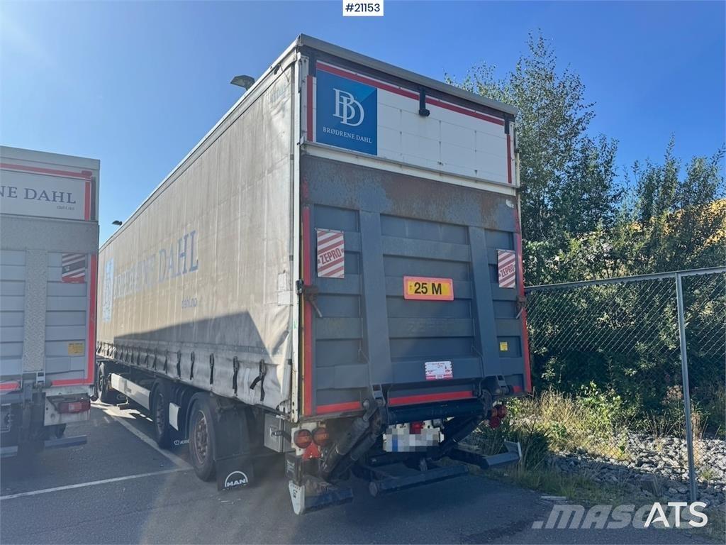 Krone Citysemi. Polprikolice zabojniki
