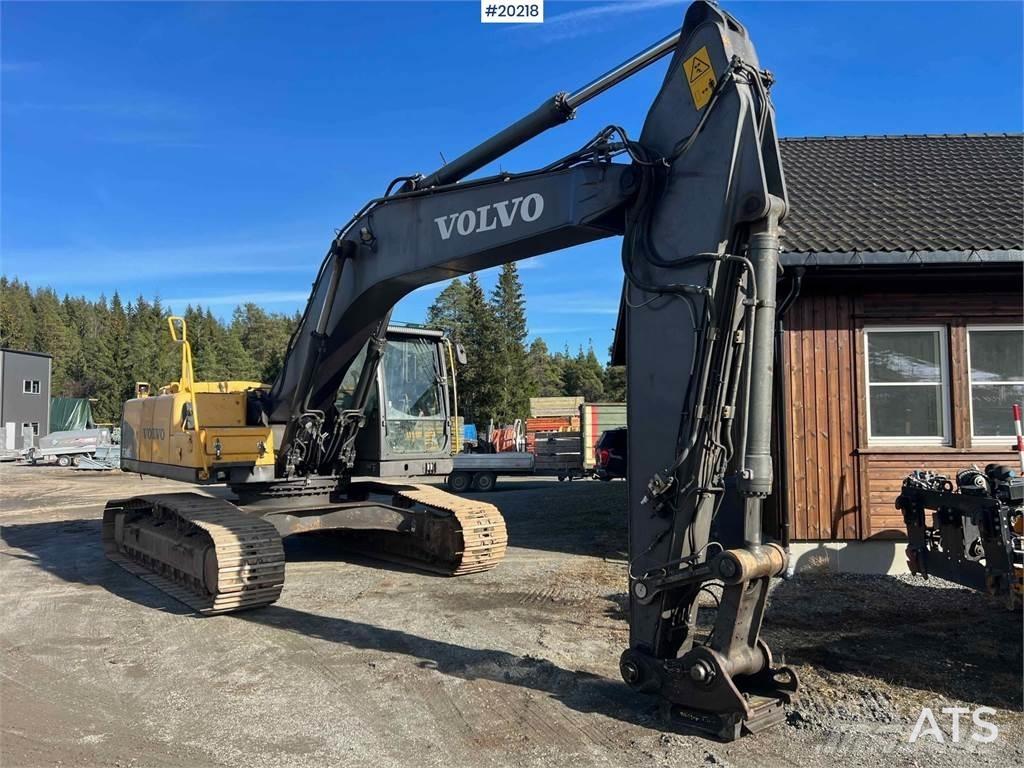 Volvo EC240CL Bagri goseničarji
