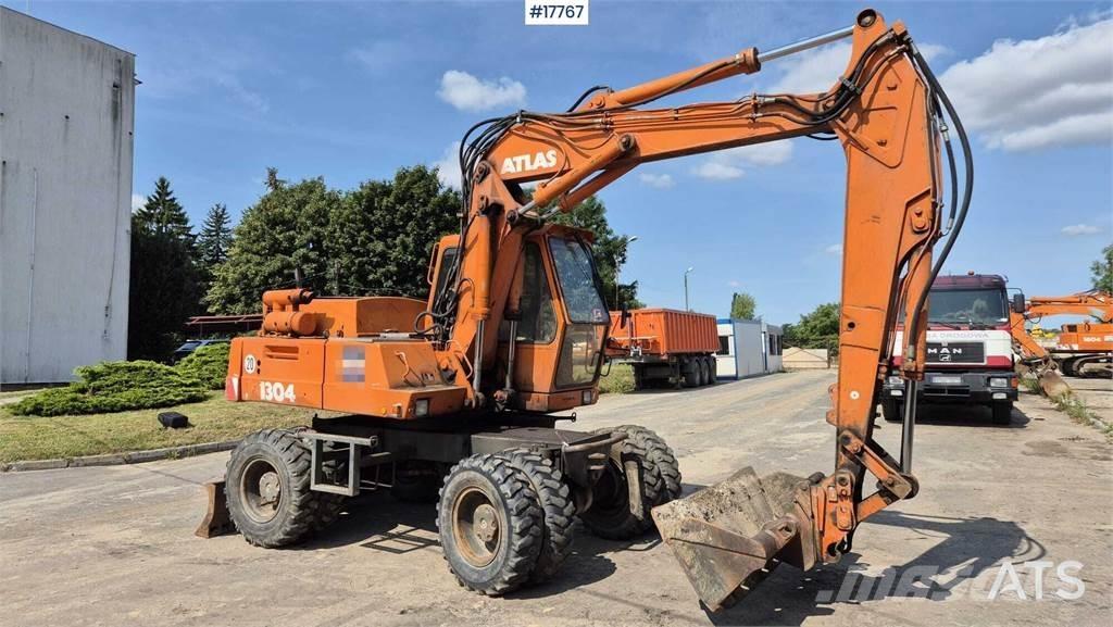 Atlas 1304 Bagri na kolesih