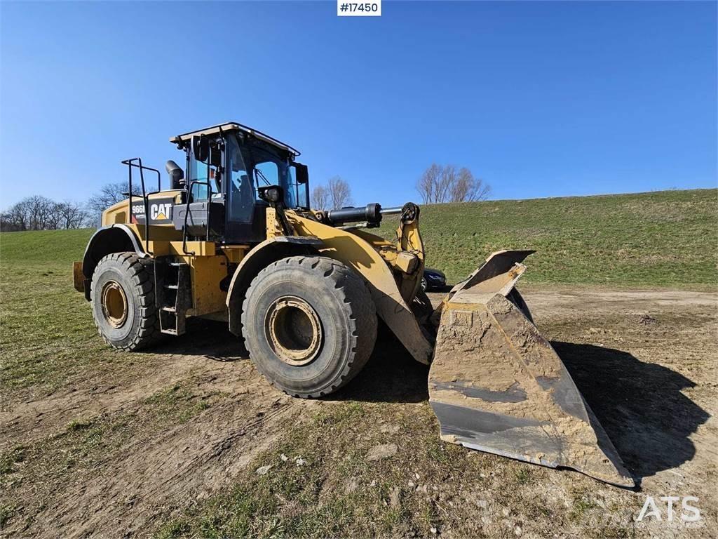 CAT 966M Kolesni nakladalci
