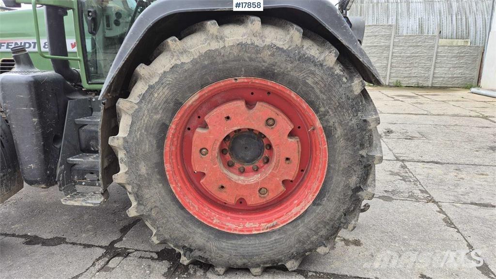 Fendt Vario 820 Traktorji