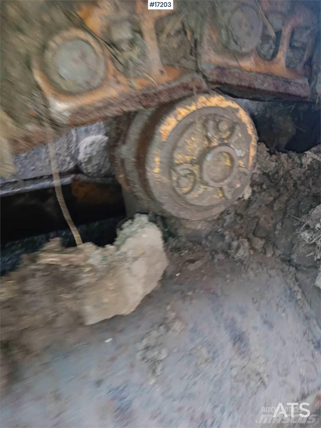 Hanomag D700 C Buldožerji goseničarji