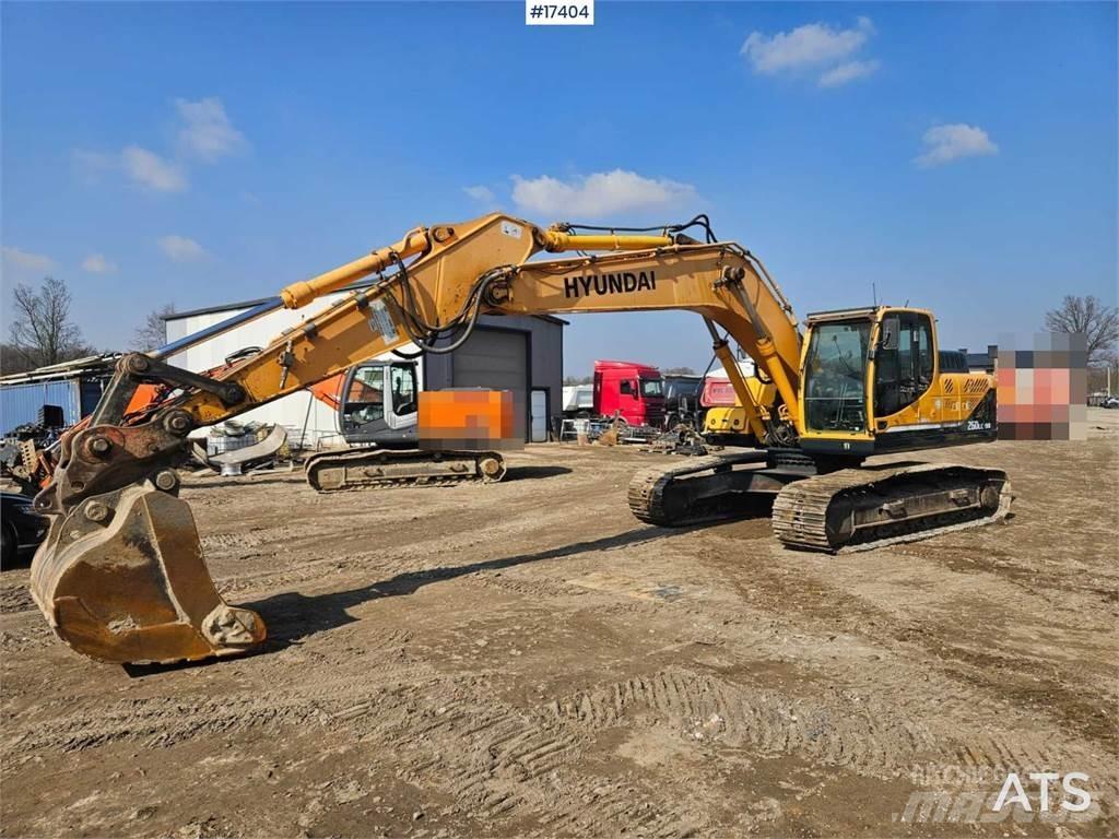 Hyundai R260LC Bagri goseničarji