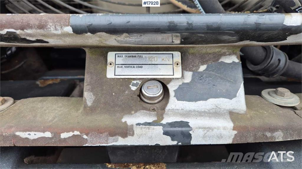 Komatsu WA320-5H Kolesni nakladalci