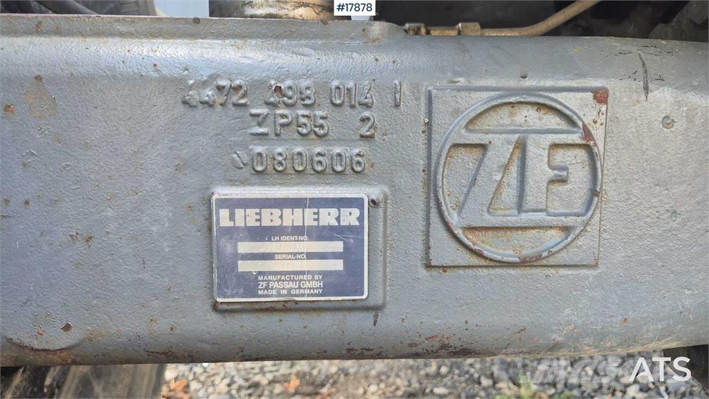 Liebherr A 900C Bagri na kolesih