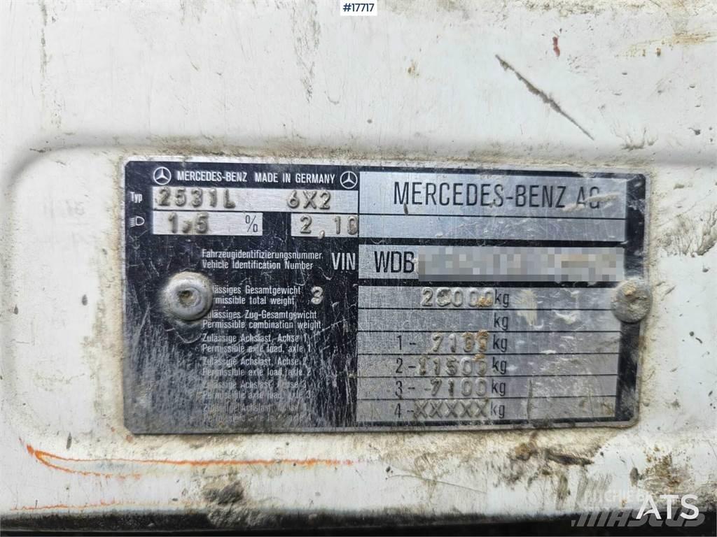 Mercedes-Benz 3734 Mešalec betona / malte