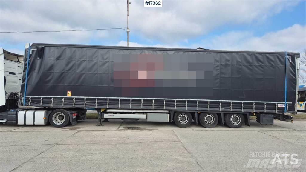 Schmitz Cargobull Polprikolice s ponjavo