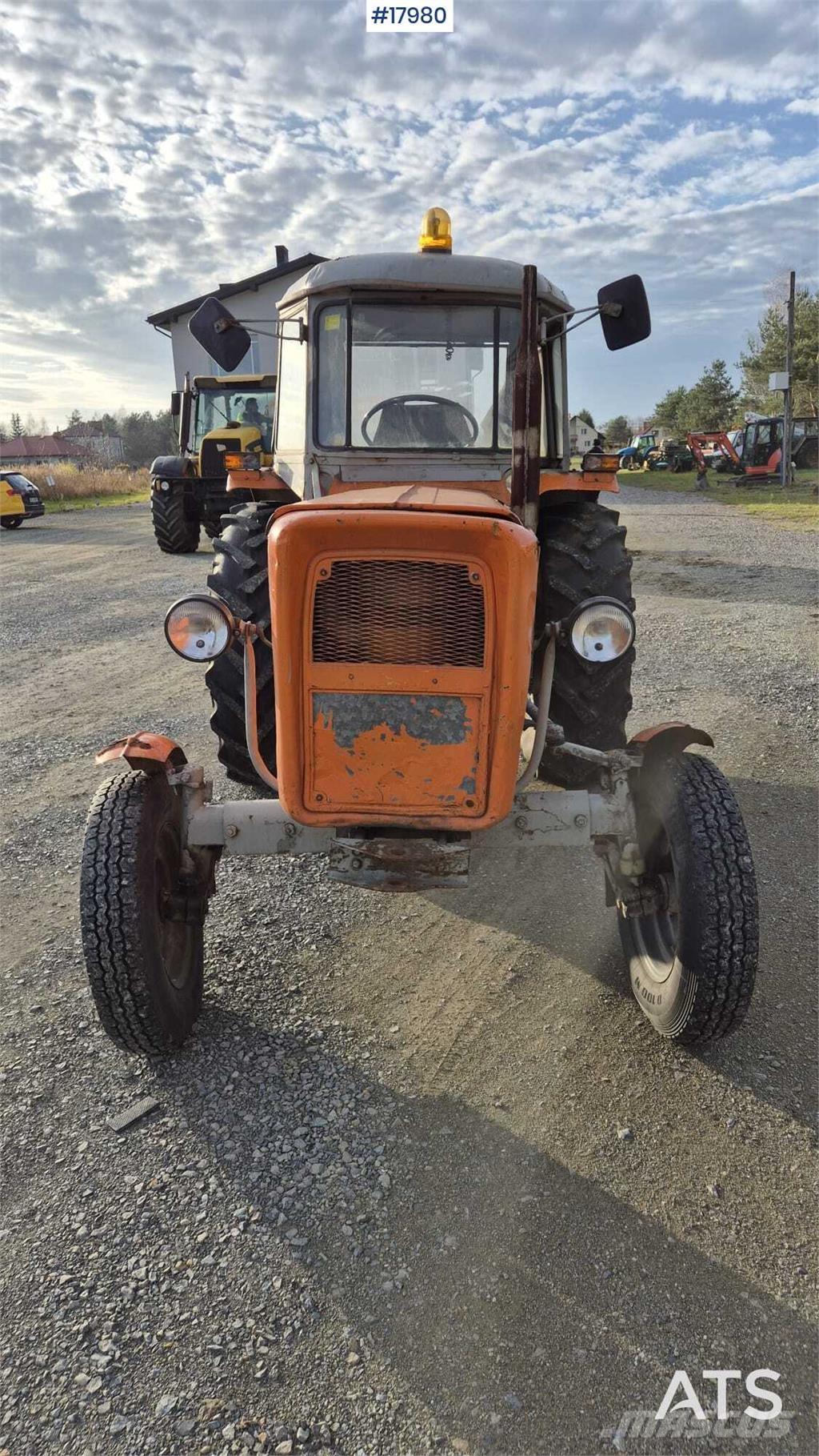 Ursus C 360 Traktorji