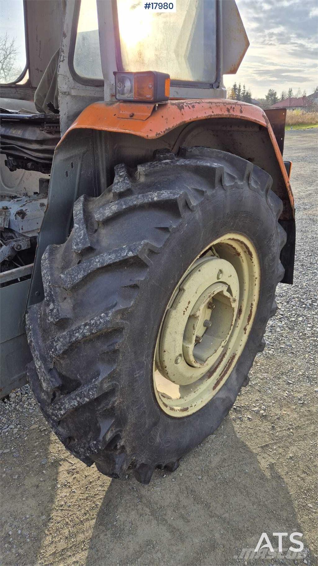 Ursus C 360 Traktorji