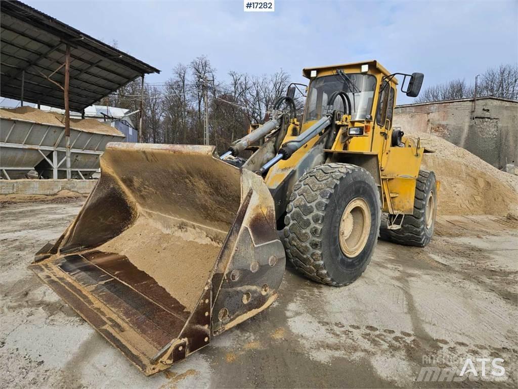 Volvo L120 Kolesni nakladalci