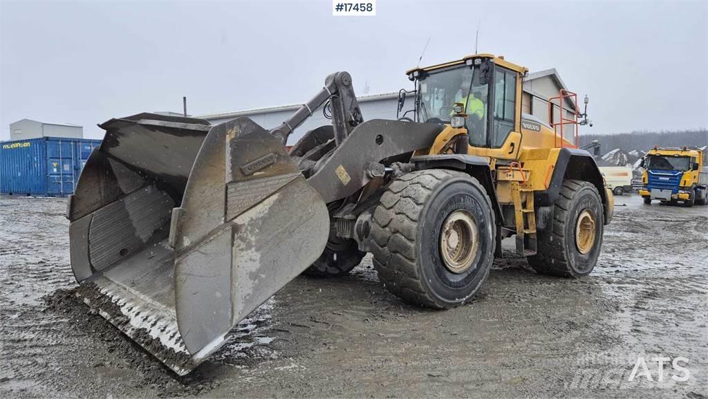 Volvo L220H Kolesni nakladalci