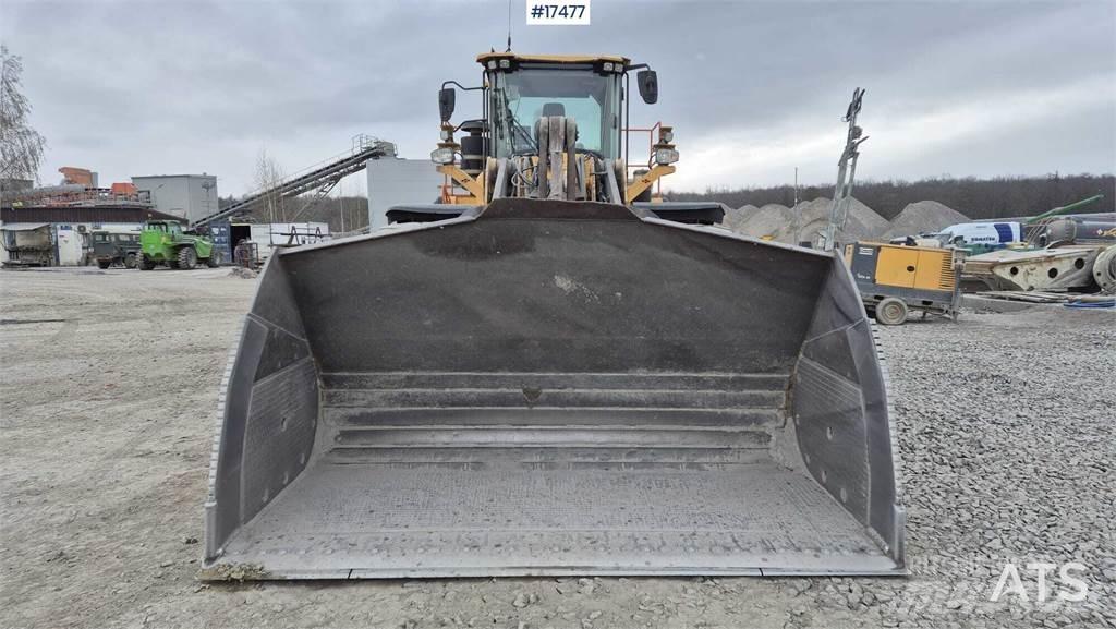 Volvo L220H Kolesni nakladalci
