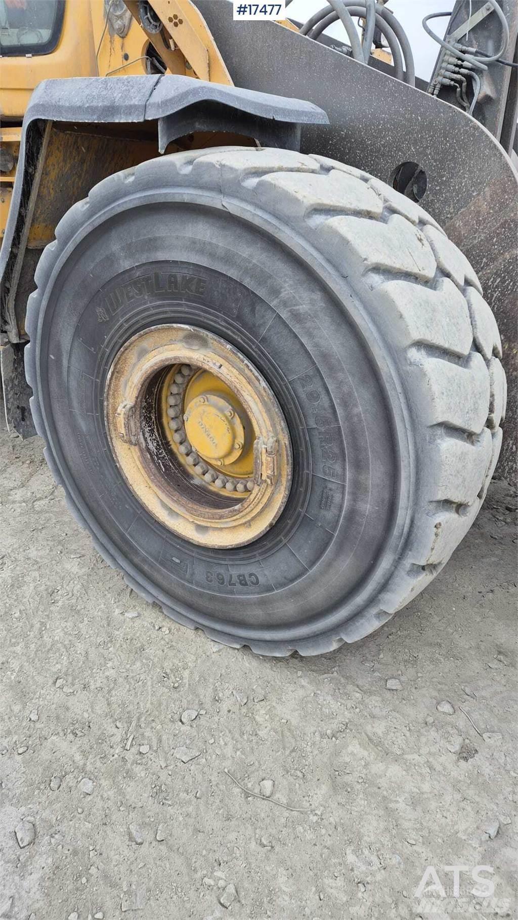 Volvo L220H Kolesni nakladalci