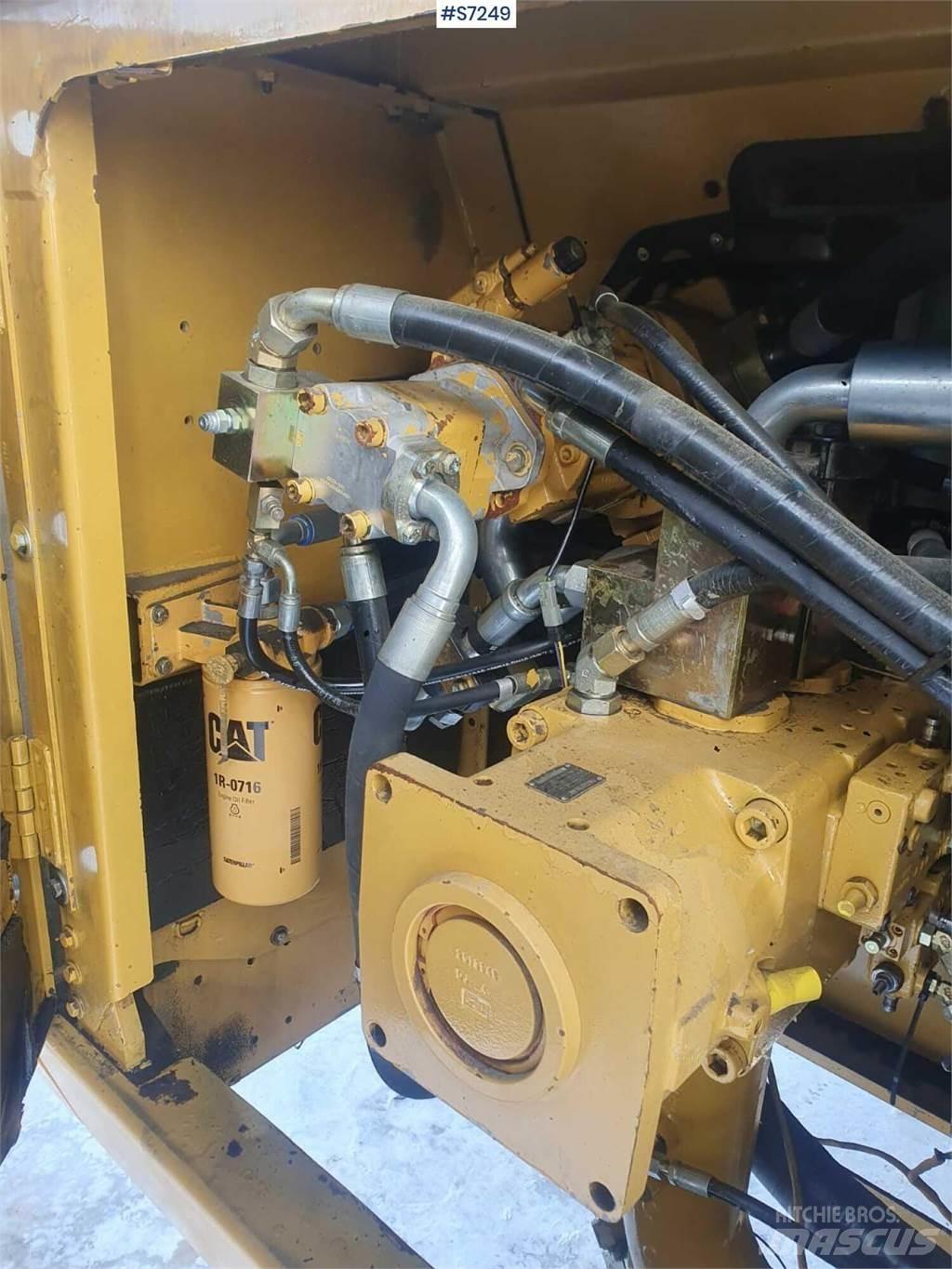 CAT 365C Bagri goseničarji