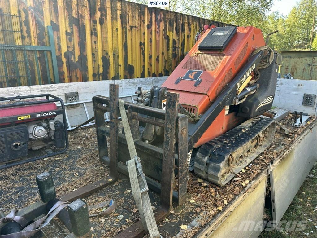 Ditch Witch SK650 Skid steer mini nakladalci