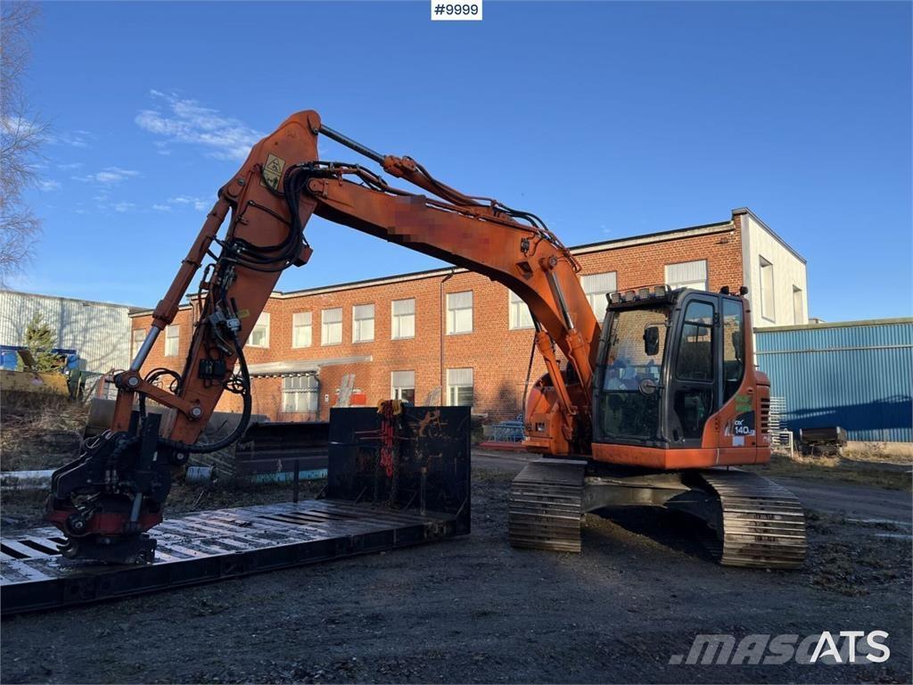 Doosan DX140LCR-3 Bagri goseničarji