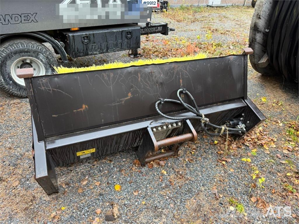 Engcon SOP-SR1800-S60 Metle