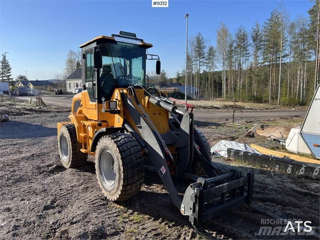 Everun L30 Multi Kolesni Buldožerji