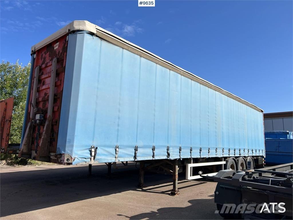 Fruehauf SS136/P3S Polprikolice s ponjavo