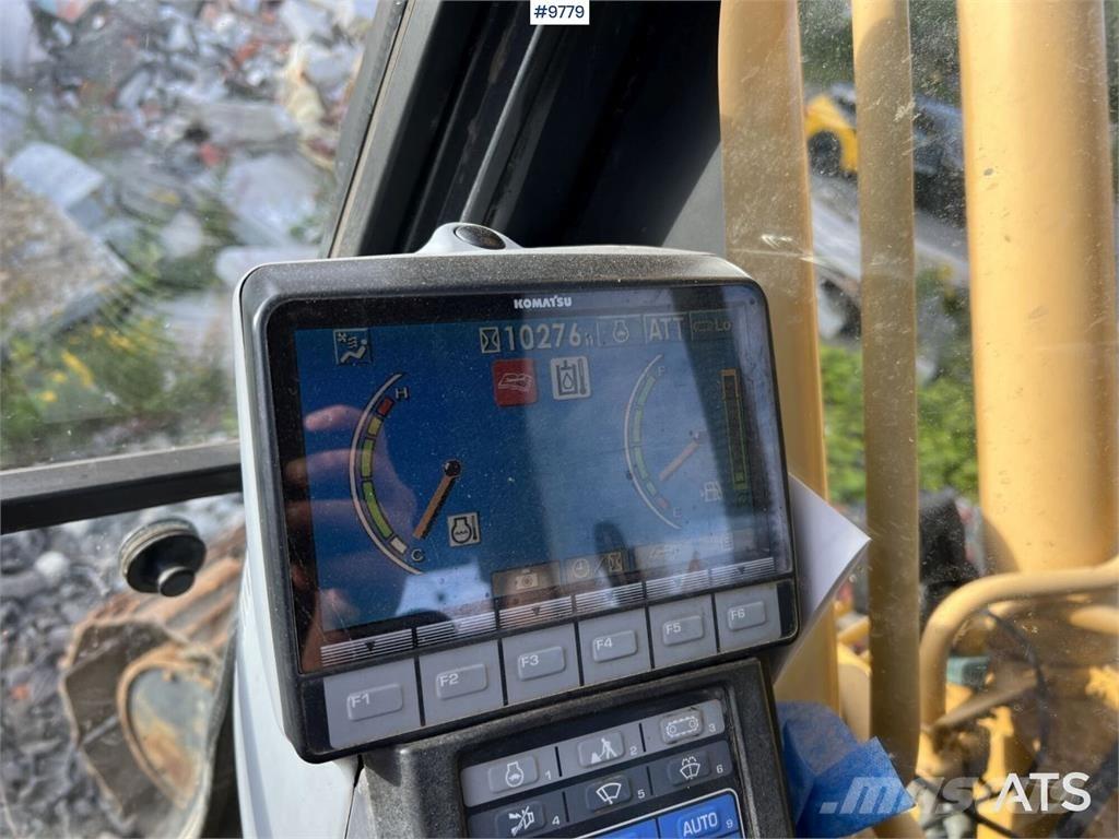 Komatsu PC210LC-8 Bagri goseničarji