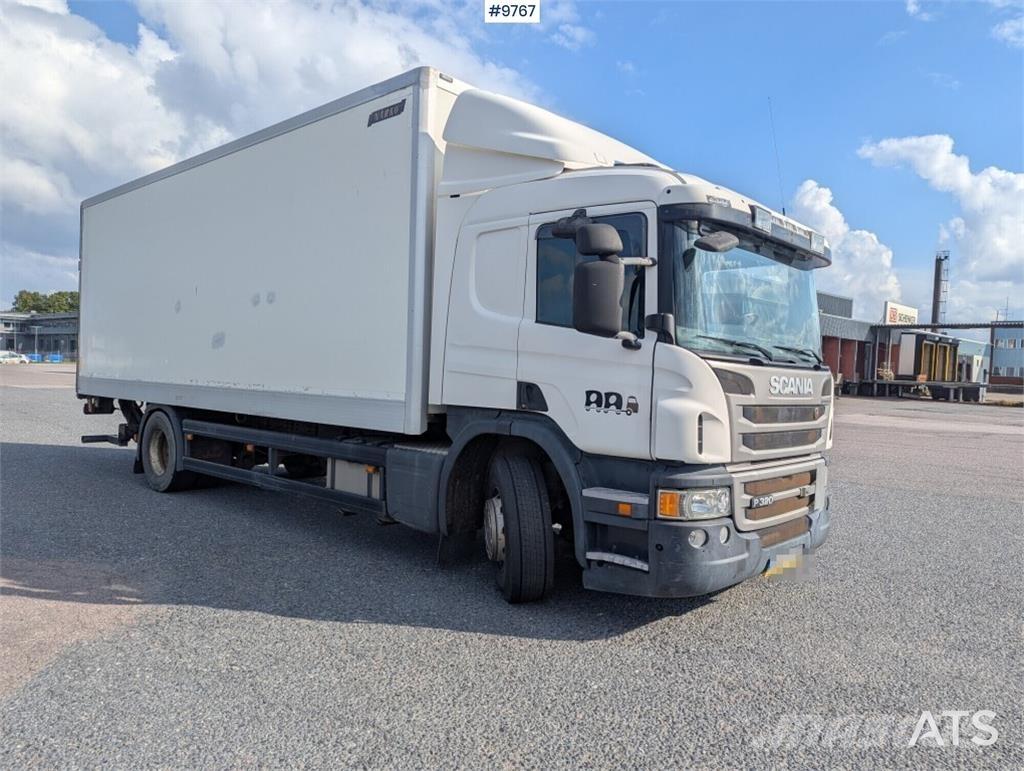 Scania P320 Tovornjaki zabojniki